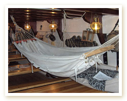 The origins of the hammock with spreader bars